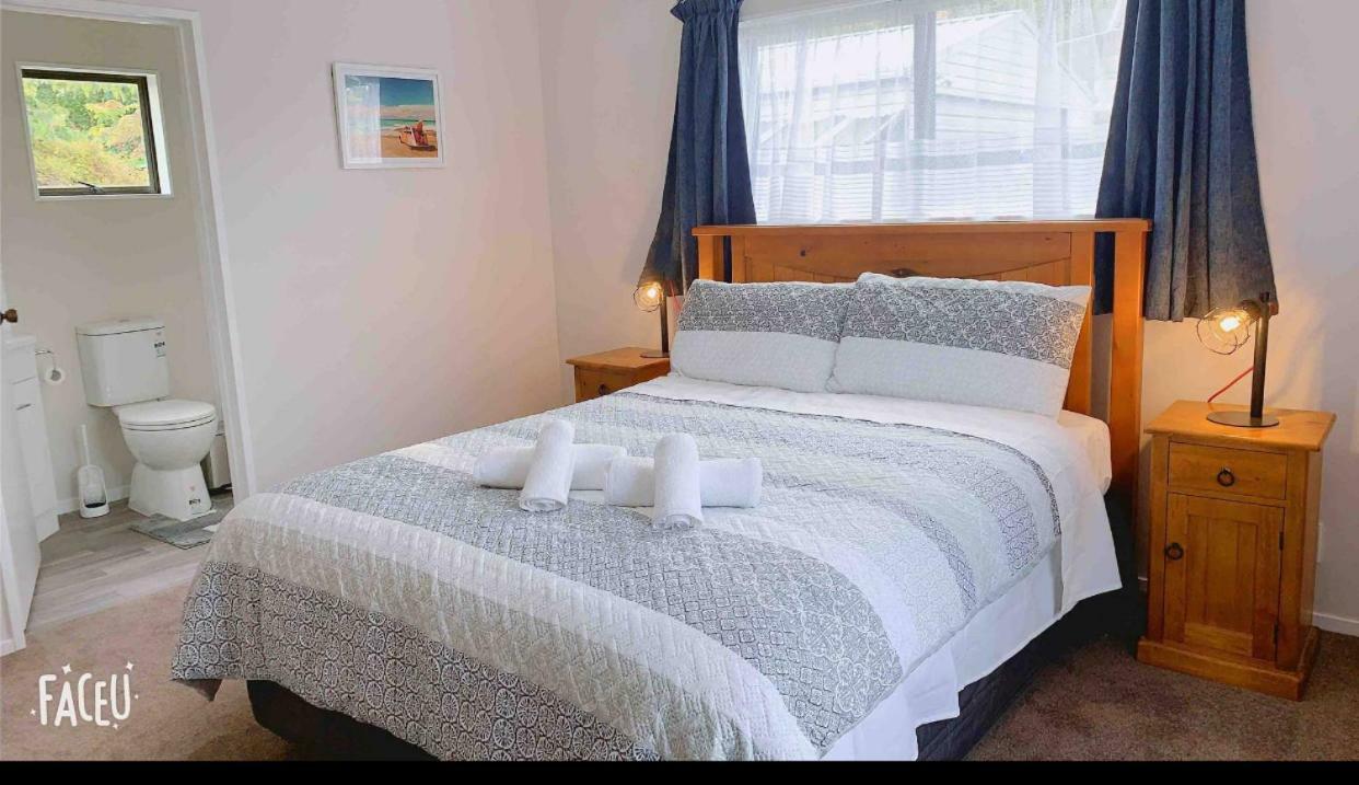 Aroha Nui Rotorua Villa Bagian luar foto